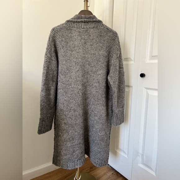 Ann Taylor LOFT Gray Wool long open Cardigan | Large - Picture 8 of 9